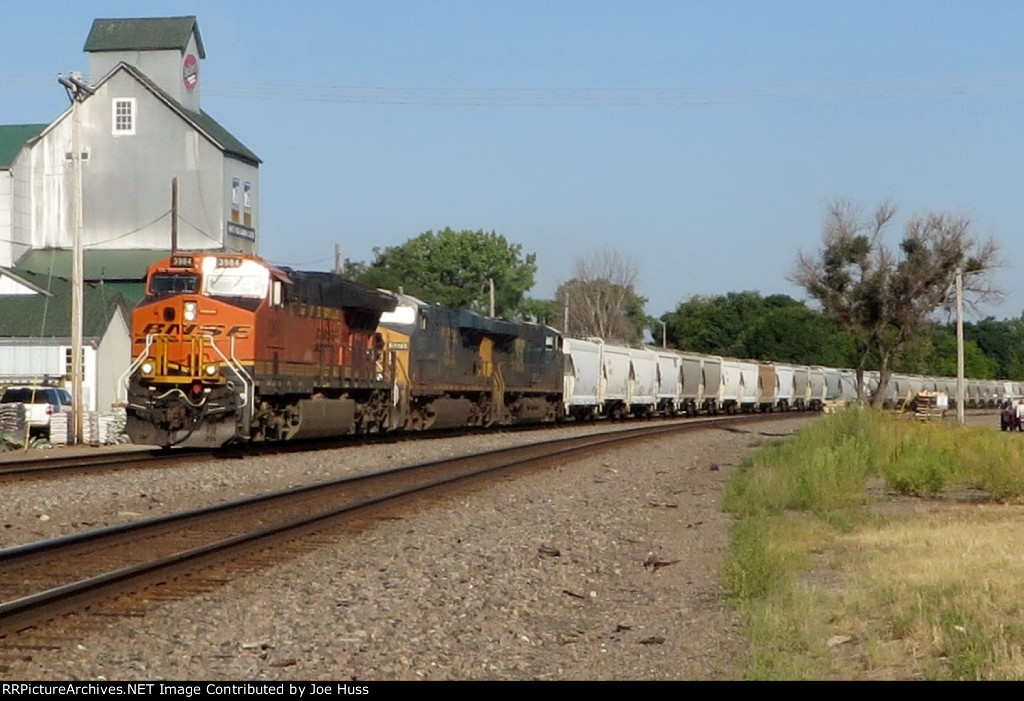 BNSF 3984 East